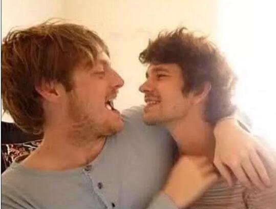 政坛老男人和白兔小男人的相爱相杀 - 51虹马