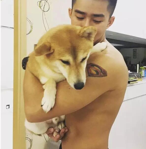 肌肉大男孩，有点大哦~ - 51虹马