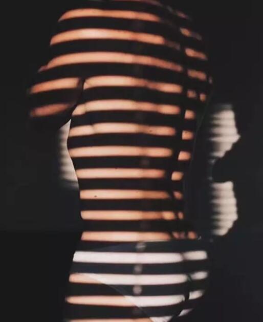 肌肉大男孩，有点大哦~ - 51虹马