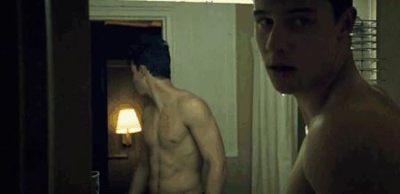 为了赚钱，我假装自己是Gay！-51虹马