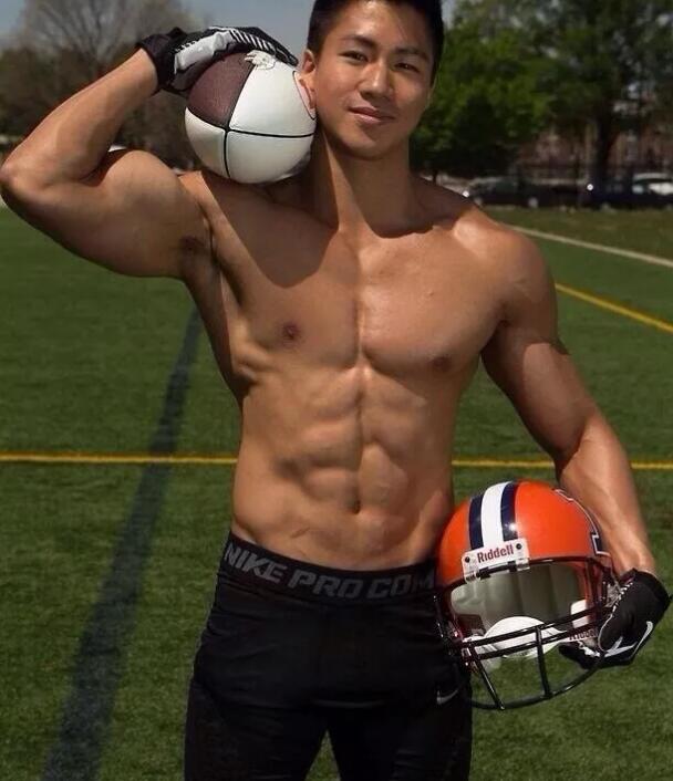 为了赚钱，我假装自己是Gay！ - 51虹马