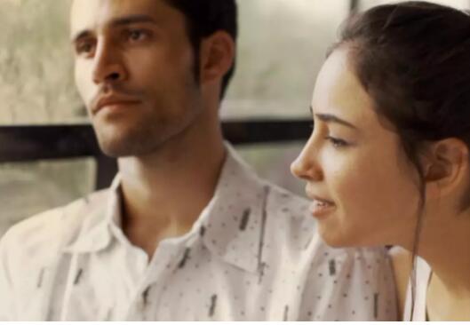 直男帅哥连续收到男性表白信 是不是每个男人心中都有一座断背山？ - 51虹马