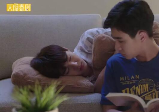 他们真的是一见钟情！不期而爱主题曲MV《愿你》 - 51虹马