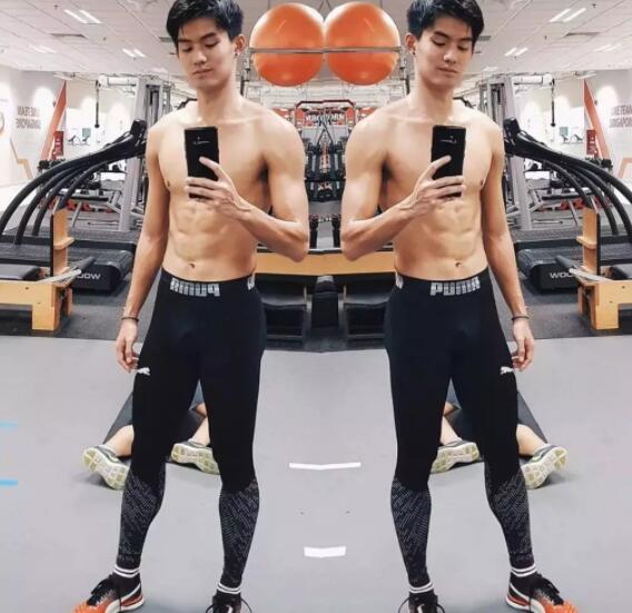 又长又快的田径体育生，首拍网剧就浴室飙车！ - 51虹马