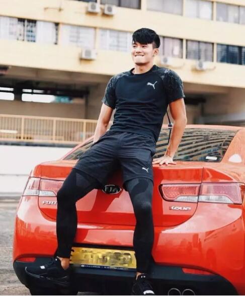 又长又快的田径体育生，首拍网剧就浴室飙车！ - 51虹马