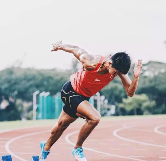 又长又快的田径体育生,首拍网剧就浴室飙车! - 51虹马 又长又快的田径体育生,首拍网剧就浴室飙车! - 51虹马