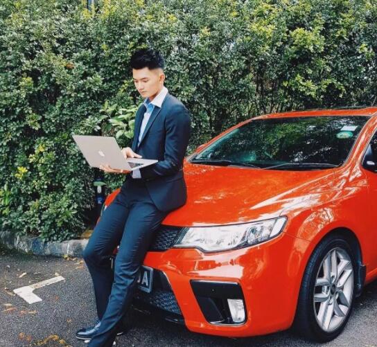 又长又快的田径体育生，首拍网剧就浴室飙车！ - 51虹马