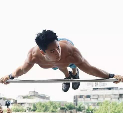 香港筋肉猛男自称“0”，疑因“鲜肉”遭禁赛？-51虹马