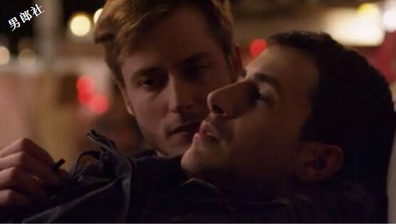 莫斯塔法吸过犹太人的J* - 51虹马