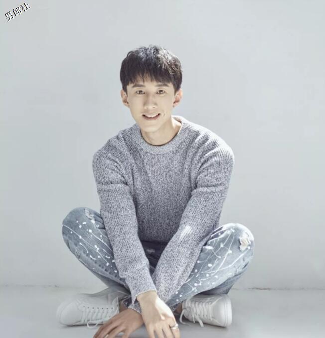 看点∣酷似"吴尊"的退役兵哥变网红硬汉，强大腱子肉身材帅你一脸！ - 51虹马