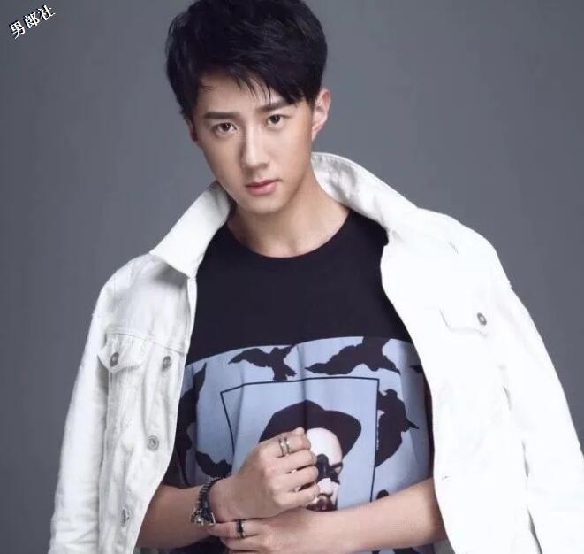 看点∣酷似"吴尊"的退役兵哥变网红硬汉，强大腱子肉身材帅你一脸！ - 51虹马