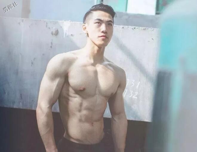 95后185打庄机，长腿大胸肌实力运动Boy，筋肉公狗腰超大！ - 51虹马