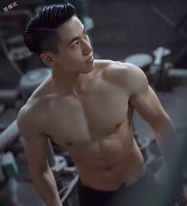 95后185打庄机，长腿大胸肌实力运动Boy，筋肉公狗腰超大！ - 51虹马