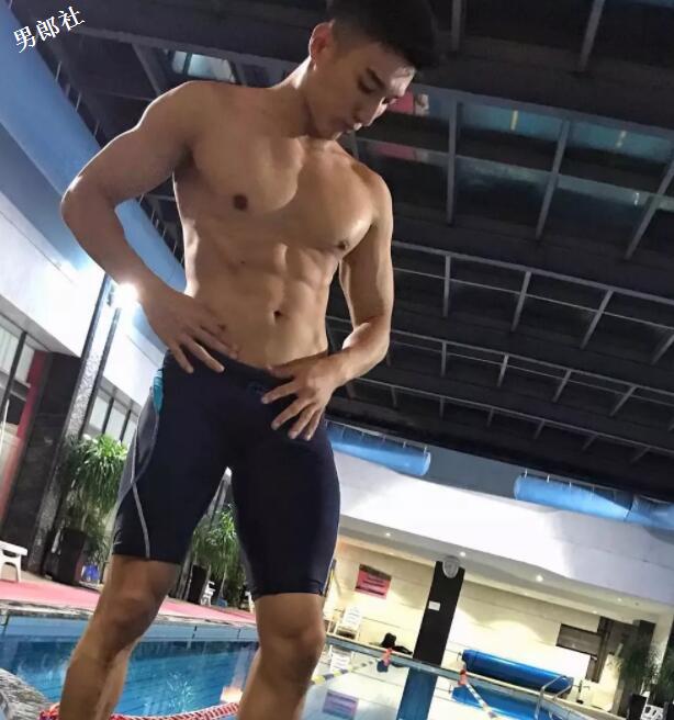 189肌肉版茺气娃娃，man男帅气姿势还很多~ - 51虹马