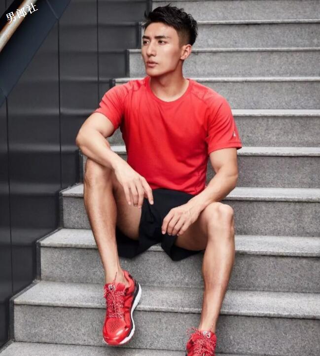 189肌肉版茺气娃娃，man男帅气姿势还很多~ - 51虹马