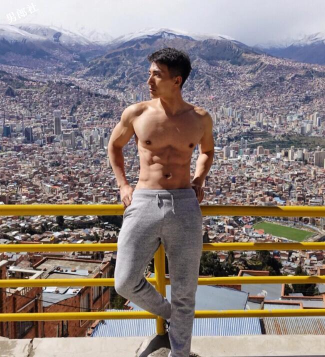 189肌肉版茺气娃娃，man男帅气姿势还很多~ - 51虹马