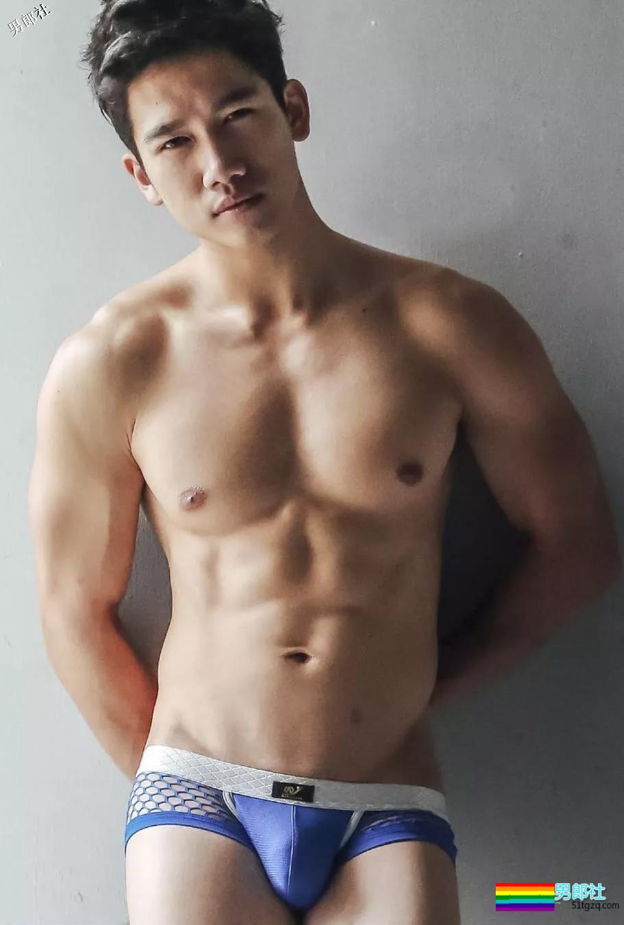 GV明星包晗参演的同志片『三十儿立』，终于可以看啦。 - 51虹马