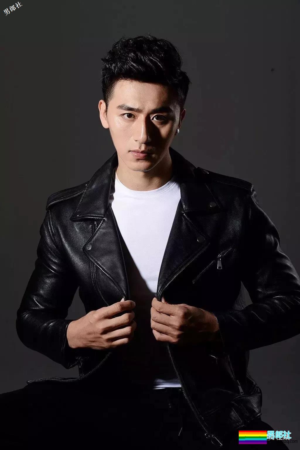 看点∣185大长腿帅气男模，自带一身腱子肉，跨界拍片被封天菜男神！ - 51虹马