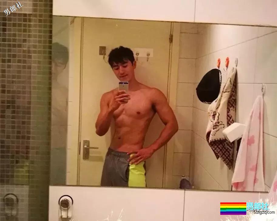 看点∣185大长腿帅气男模，自带一身腱子肉，跨界拍片被封天菜男神！ - 51虹马