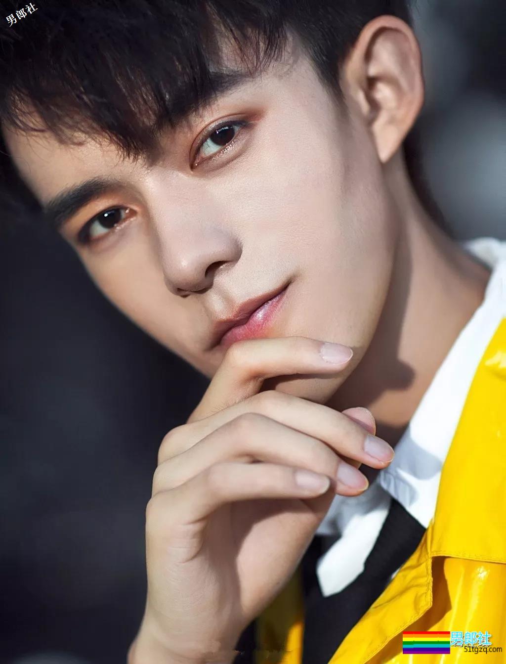 帅哥∣帅气可爱又会撩的小奶狗，又一个小哥哥藏不住了！－－乔佳乐-51虹马