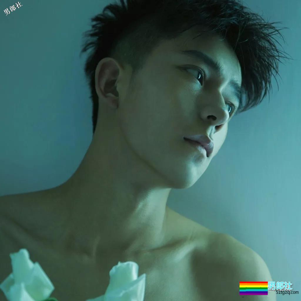 帅哥∣帅气可爱又会撩的小奶狗，又一个小哥哥藏不住了！－－乔佳乐 - 51虹马