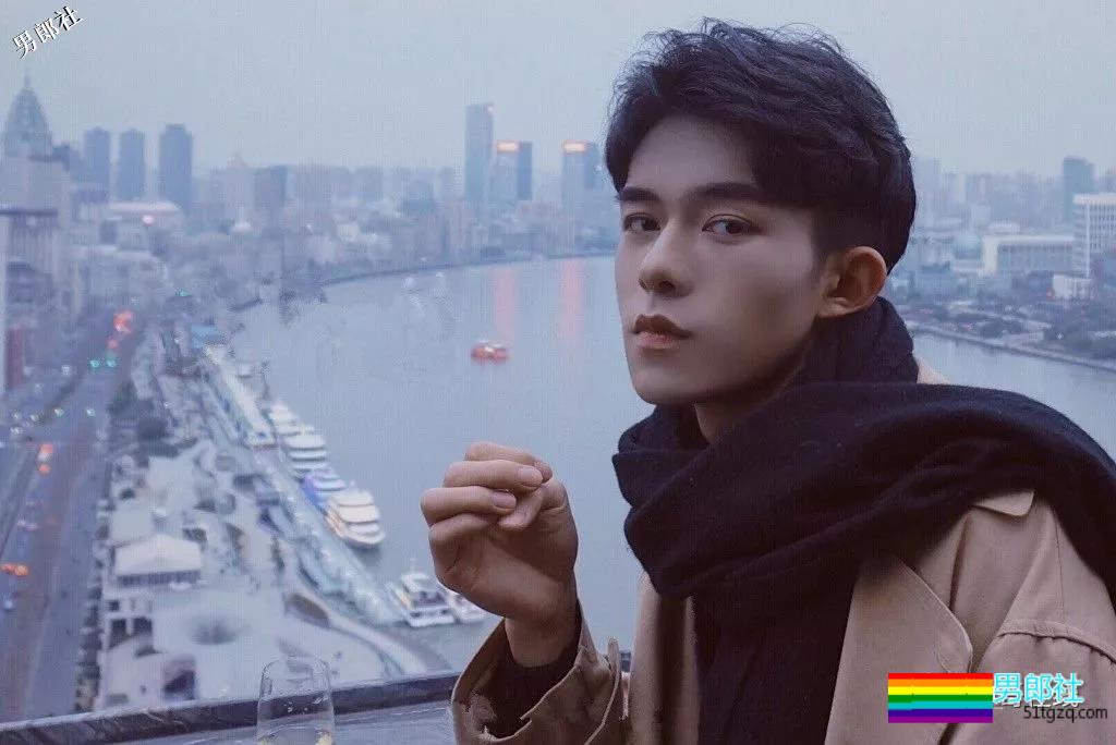 帅哥∣帅气可爱又会撩的小奶狗，又一个小哥哥藏不住了！－－乔佳乐 - 51虹马