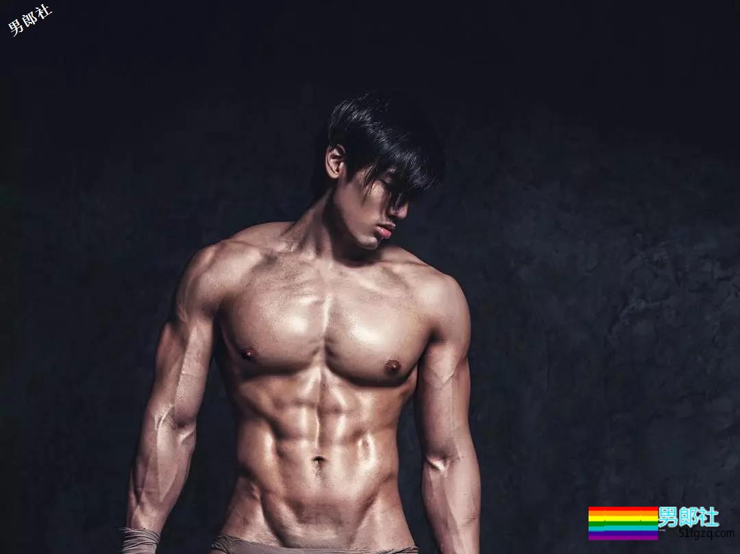 刚刚，多名摄影师被爆把人P太大 - 51虹马