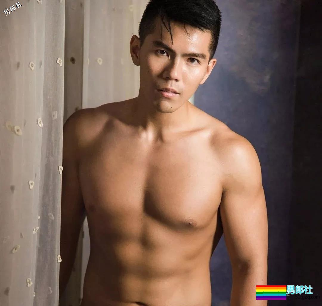 刚刚，多名摄影师被爆把人P太大 - 51虹马