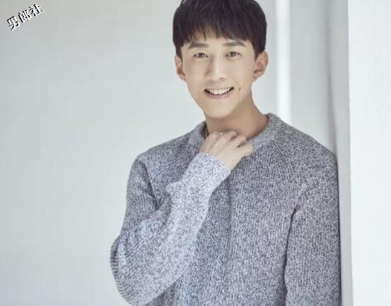 看点∣酷似"吴尊"的退役兵哥变网红硬汉，强大腱子肉身材帅你一脸！ - 51虹马