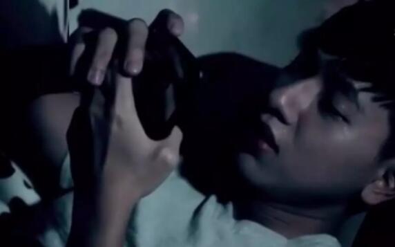 三个男人的故事，男孩BF出轨身亡，男孩模仿男友接近小3 - 51虹马