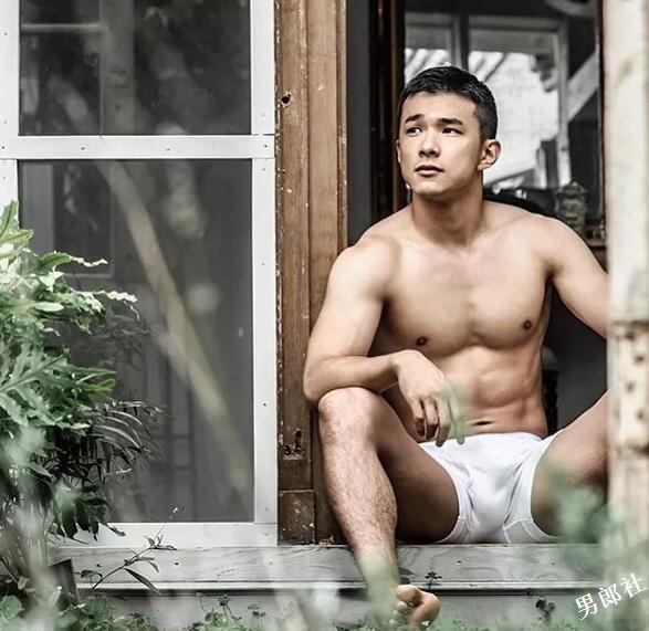 岛国当红Gogoboy被传退休，上位头牌竟是这小狼狗？-51虹马