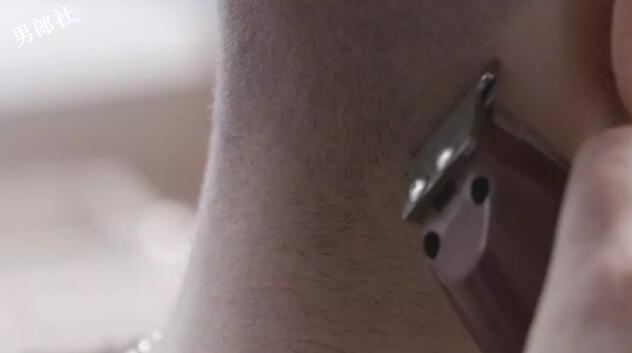 《M/M》：一场充斥着肉欲的意识流幻想 - 51虹马