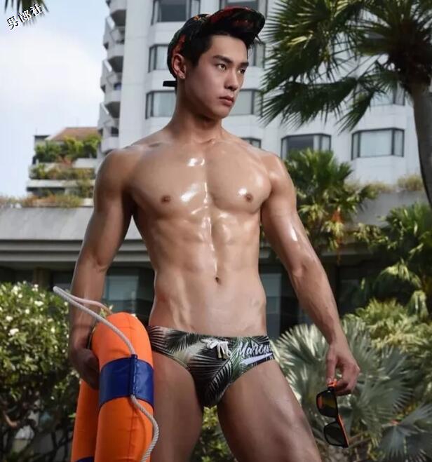 钟爱抖M面具诱惑的健身教练,泳裤出镜微博飙车好羞耻! - 51虹马 钟爱抖M面具诱惑的健身教练,泳裤出镜微博飙车好羞耻! - 51虹马