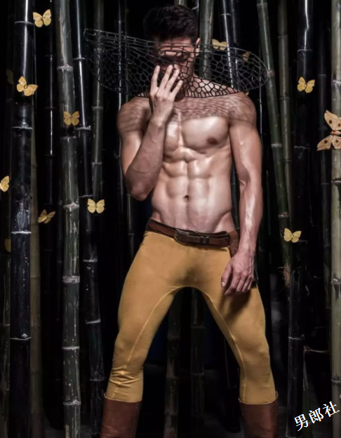 颜高活好条儿顺，摄影师都忍不住摸了一下屏幕！ - 51虹马