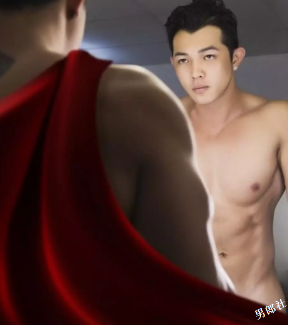 颜高活好条儿顺，摄影师都忍不住摸了一下屏幕！ - 51虹马