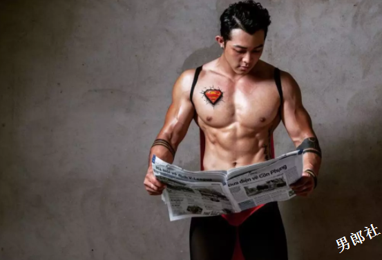 颜高活好条儿顺，摄影师都忍不住摸了一下屏幕！ - 51虹马