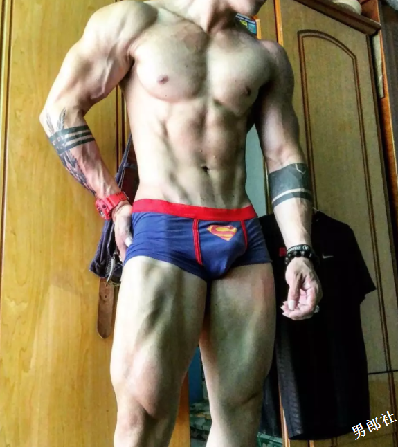 颜高活好条儿顺，摄影师都忍不住摸了一下屏幕！ - 51虹马