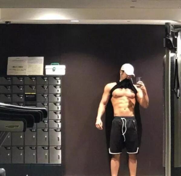 睡了这么久，他竟然是gay！-51虹马