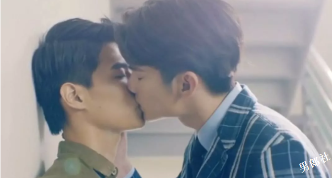 名媛鲜肉撕逼抢男人！限制级同志版《红楼梦》上映 - 51虹马