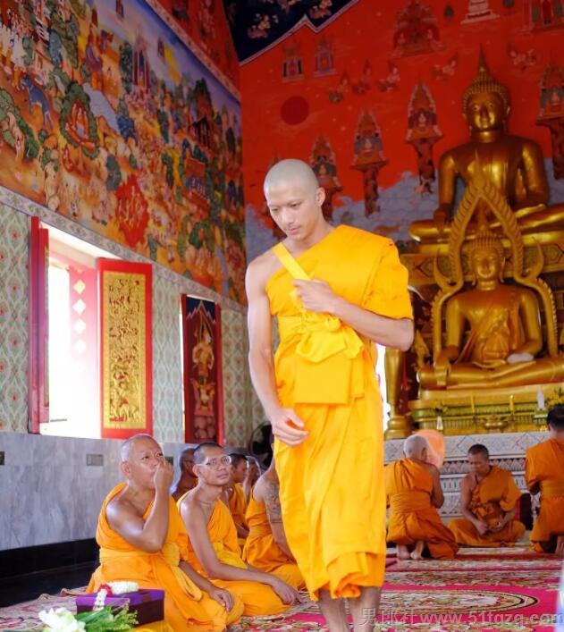 泰国网红一姐iknotus出家了!为了红他曾下海拍片 - 51虹马 泰国网红一姐iknotus出家了!为了红他曾下海拍片 - 51虹马