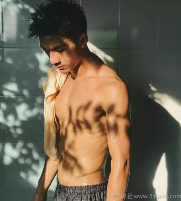 泰国网红一姐iknotus出家了！为了红他曾下海拍片 - 51虹马