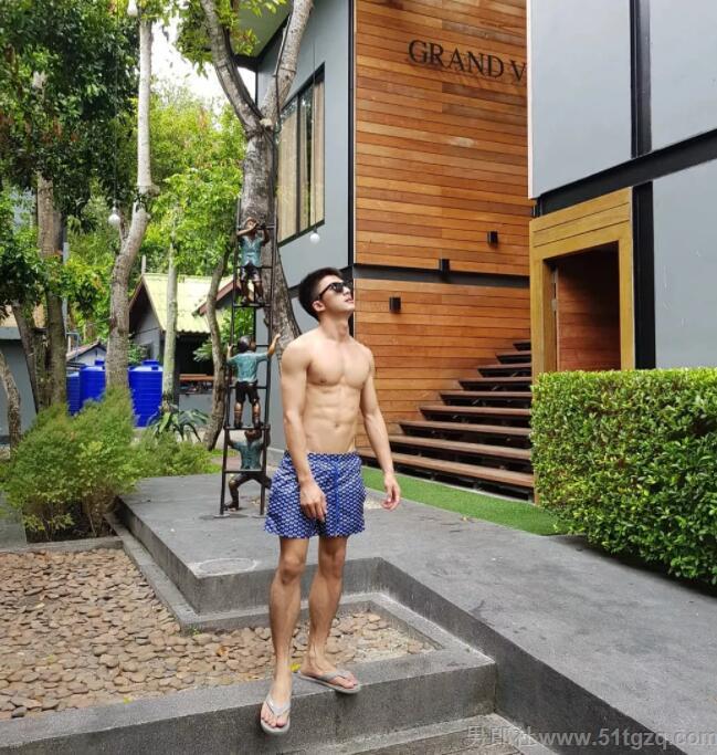 泰国网红一姐iknotus出家了！为了红他曾下海拍片 - 51虹马