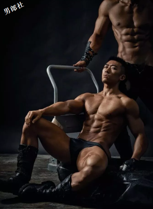 上海队长火了！巧克力肌肉又猛又刚，ins私照一身羞耻好料！ - 51虹马