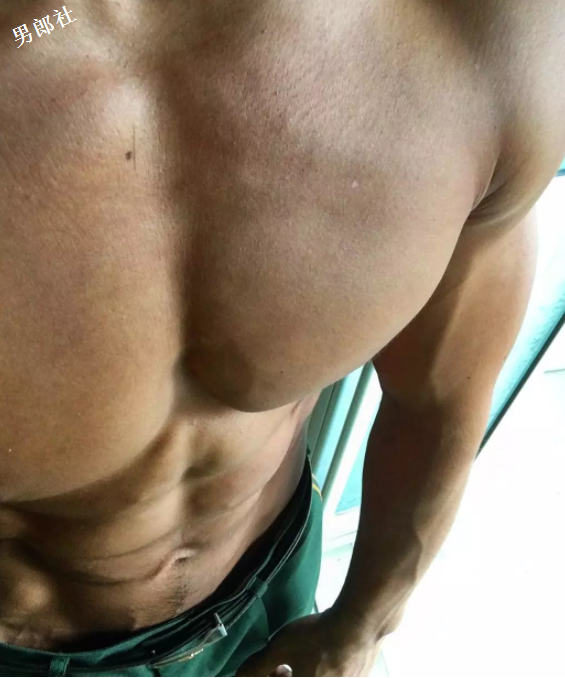 上海队长火了！巧克力肌肉又猛又刚，ins私照一身羞耻好料！ - 51虹马