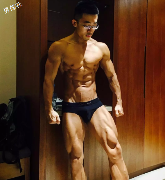 上海队长火了！巧克力肌肉又猛又刚，ins私照一身羞耻好料！ - 51虹马