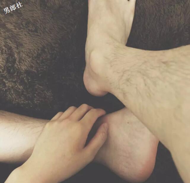 那些偷原味，恋脚喜丝袜的男孩究竟怎么了？ - 51虹马