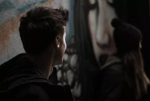 涨姿势：卧能屈尊提臀？强攻?sao受? - 51虹马