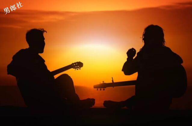 从北京飞到东京,光着屁股弹着吉他一路追着你-51虹马