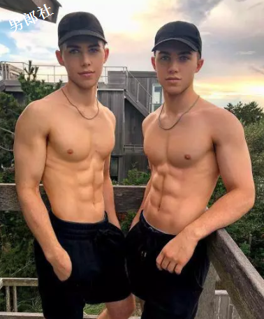 肌肉双胞胎Gay网红为了抢男人吵架! - 51虹马 肌肉双胞胎Gay网红为了抢男人吵架! - 51虹马