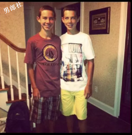 肌肉双胞胎Gay网红为了抢男人吵架！ - 51虹马